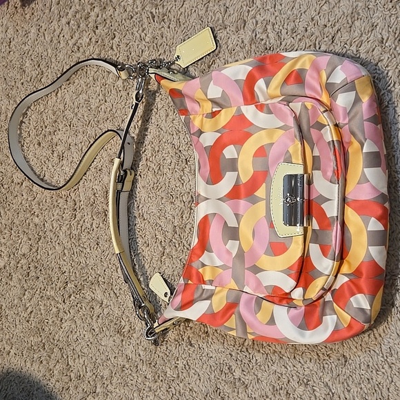 Coach Kristin OP Art Signature Logo‎ Bag, Style F22745 - Picture 1 of 11